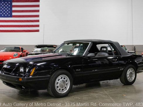 Used 1986 Ford Mustang LX image 2