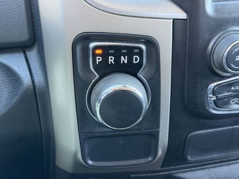 Used 2015 RAM 1500 Lone Star image 22