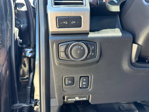Used 2017 Ford F350 Platinum AWD/4WD image 27