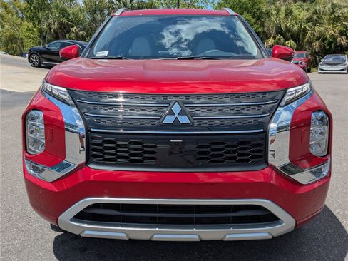 New 2025 Mitsubishi Outlander SEL image 9