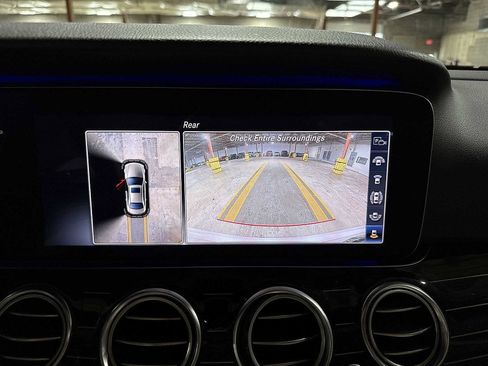 Used 2019 Mercedes-Benz E 450 4MATIC Sedan image 24