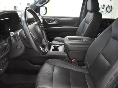 Used 2023 Chevrolet Suburban RST w/ Luxury Package AWD/4WD image 22