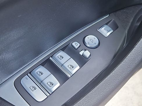 Used 2022 BMW X3 xDrive30i w/ Premium Package 2 image 23