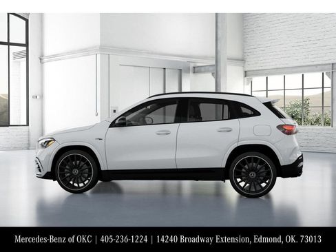 New 2026 Mercedes-Benz GLA 35 AMG 4MATIC image 33