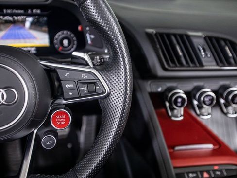 Used 2018 Audi R8 V10 plus image 37