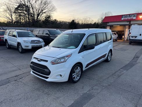Used 2016 Ford Transit Connect XLT image 1