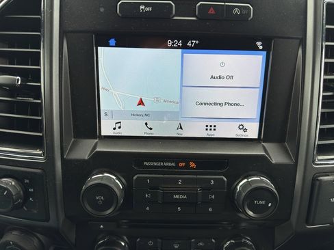 Used 2018 Ford F150 XLT w/ Equipment Group 302A Luxury image 16