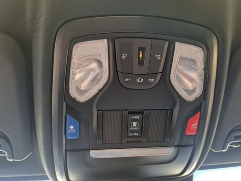 New 2026 RAM 3500 Tradesman AWD/4WD image 18