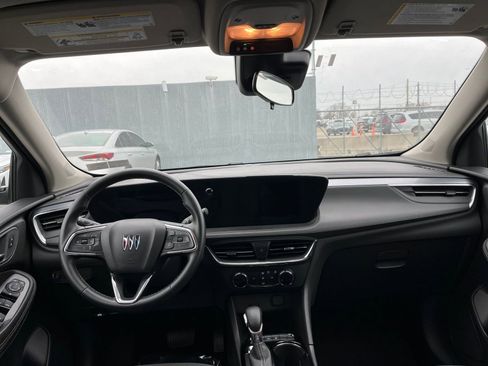 Used 2025 Buick Encore GX Preferred image 32