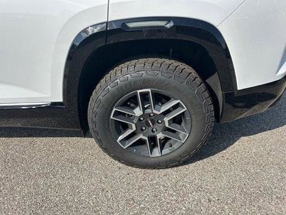 New 2026 GMC Terrain AT4 w/ Convenience Package III