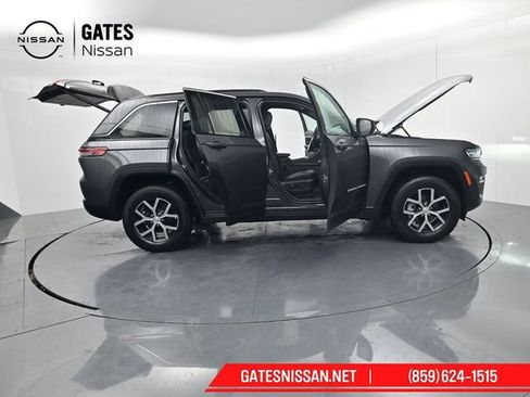 Used 2024 Jeep Grand Cherokee Limited w/ Trailer Tow Package AWD/4WD image 68