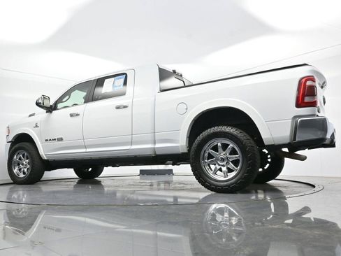 Used 2022 RAM 2500 Limited AWD/4WD image 51