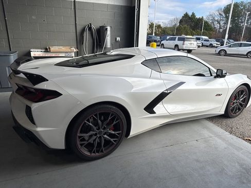 Used 2023 Chevrolet Corvette Stingray Premium Cpe w/ Z51 Performance Package image 4