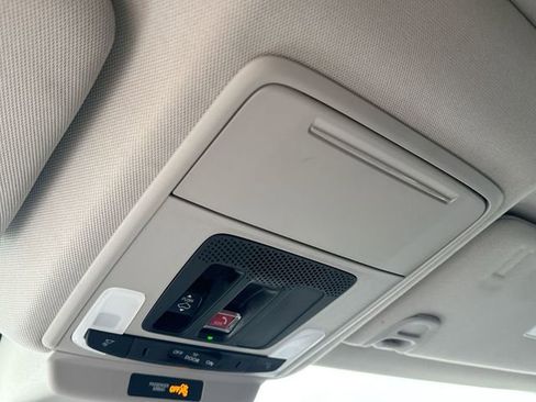 Used 2023 Honda Accord EX-L image 25