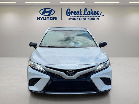 Used 2019 Toyota Camry XSE FWD image 8