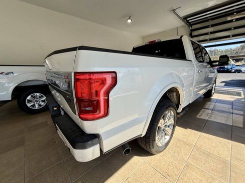 Used 2015 Ford F150 Platinum w/ Equipment Group 701A Luxury AWD/4WD image 9