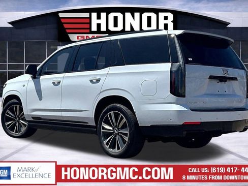 Used 2026 Cadillac Escalade Sport w/ Touring Package AWD/4WD image 4