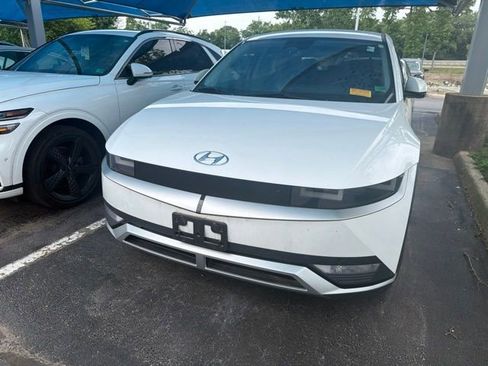 Used 2023 Hyundai Ioniq 5 SEL w/ Cargo Package RWD image 4