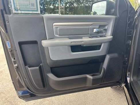 Used 2014 RAM 1500 Express image 28