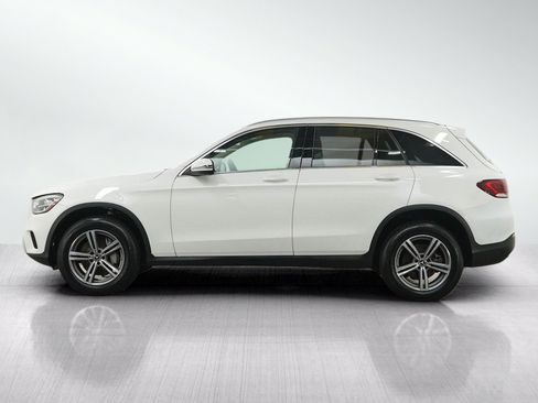 Used 2020 Mercedes-Benz GLC 300 4MATIC image 2