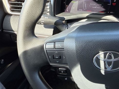 Used 2026 Toyota Camry LE FWD image 24
