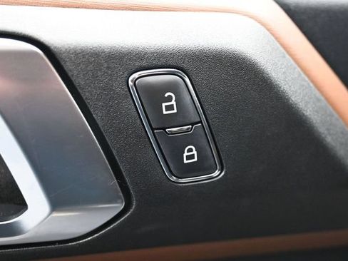 Certified 2024 Ford Bronco Outer Banks AWD/4WD image 15