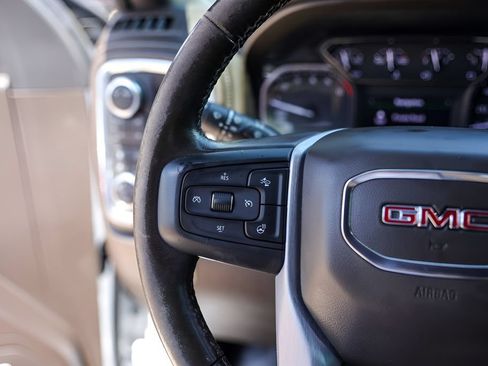 Used 2021 GMC Sierra 1500 SLT AWD/4WD image 17