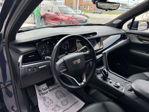 Certified 2025 Cadillac XT6 Premium Luxury w/ Platinum Package AWD/4WD image 28