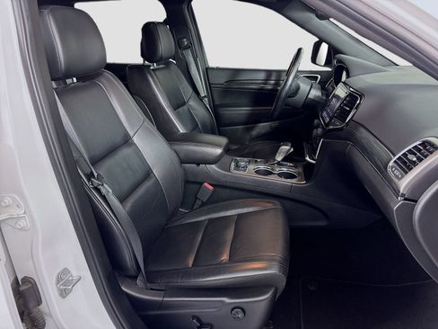 Used 2020 Jeep Grand Cherokee Limited AWD/4WD image 27