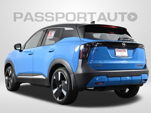Certified 2025 Nissan Kicks SR AWD/4WD image 8