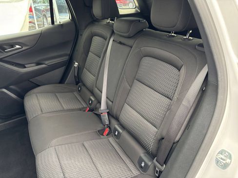 Used 2025 Chevrolet Equinox LT FWD image 37