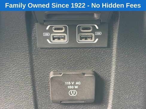 Certified 2023 Jeep Wrangler Unlimited Sahara AWD/4WD image 21