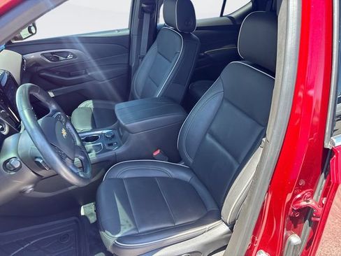 Used 2023 Chevrolet Traverse Premier w/ LPO, Floor Liner Package FWD image 11