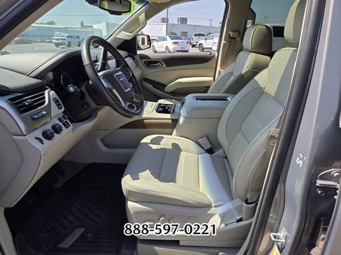 Used 2019 GMC Yukon Denali w/ Denali Ultimate Package AWD/4WD image 11