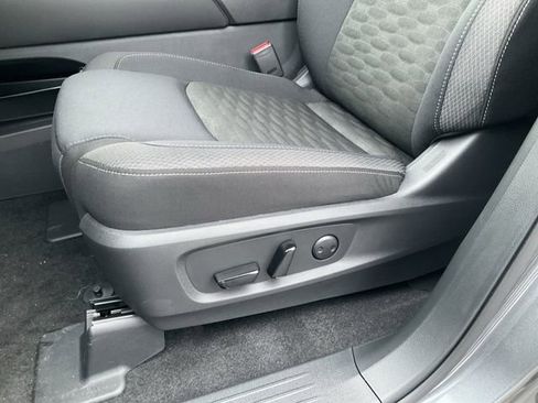 New 2026 Nissan Pathfinder SV image 27