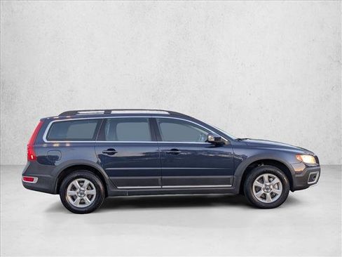 Used 2012 Volvo XC70 3.2 image 4