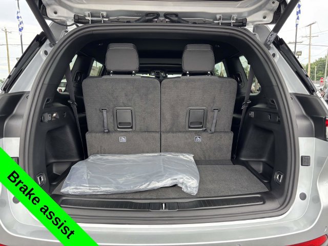 New 2026 Jeep Grand Cherokee L 4WD image 35