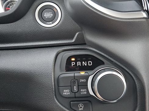 New 2026 RAM 1500 Express AWD/4WD image 14