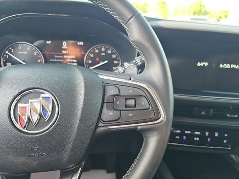 Used 2023 Buick Envision Essence FWD image 19