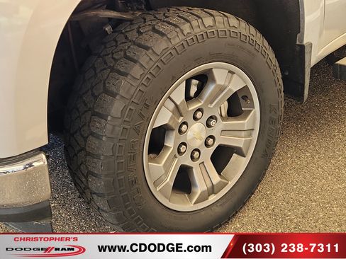 Used 2019 Chevrolet Silverado 1500 LT w/ Texas Edition AWD/4WD image 4
