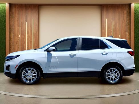 Certified 2022 Chevrolet Equinox LT FWD image 29