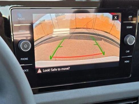 New 2026 Volkswagen Jetta SE FWD image 12