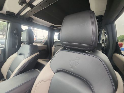 Used 2024 Ford Bronco Wildtrak AWD/4WD image 17