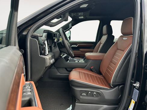 New 2025 GMC Sierra 2500 Denali Ultimate w/ Max Trailering Package image 15