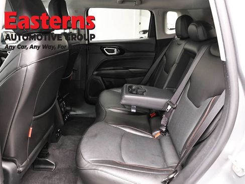 Used 2022 Jeep Compass Trailhawk w/ Trailhawk Elite Group AWD/4WD image 24