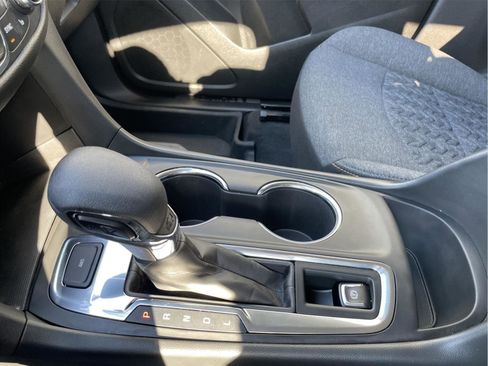 Used 2024 Chevrolet Equinox LT w/ LPO, Floor Liner Package AWD/4WD image 31