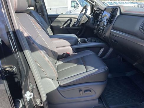 Used 2024 Nissan Titan PRO-4X w/ Pro-4x Convenience Package image 31