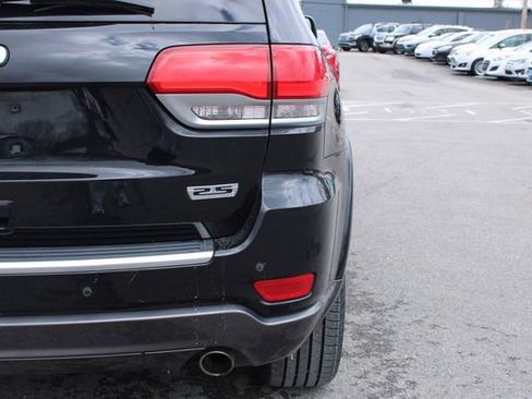 Used 2018 Jeep Grand Cherokee Limited image 45
