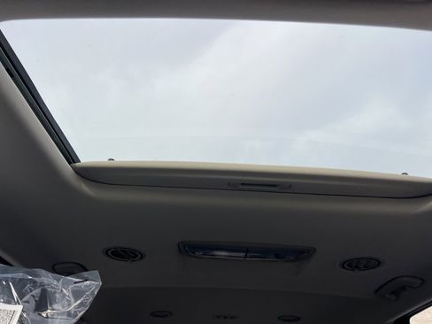 New 2025 Kia Telluride S image 11