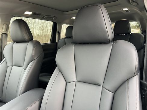 New 2026 Subaru Ascent Limited Bronze image 13
